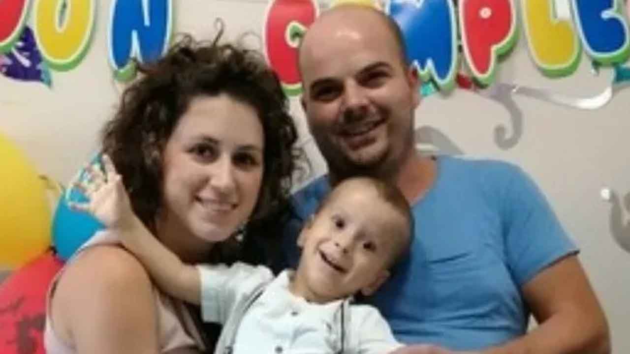 Matteo, 2 anni, affetto da rara malattia. L’appello della mamma