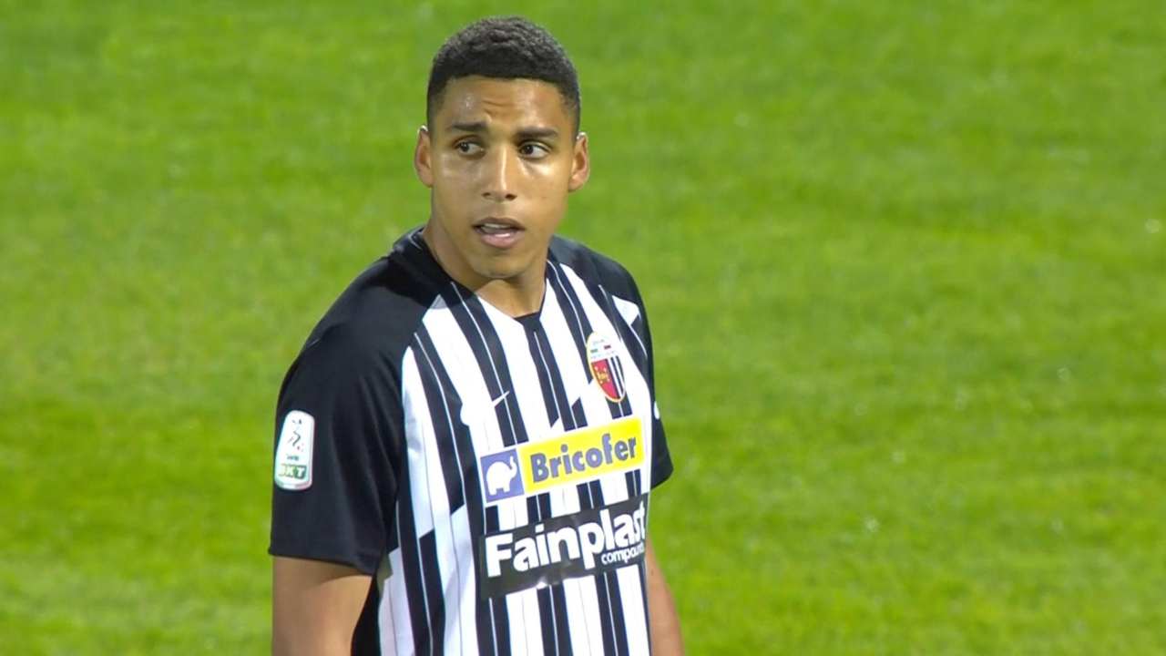 Ascoli, Abdelhamid Sabiri segna il primo gol della partita con la Reggiana su punizione, 20 ottobre 2020 (foto © Ascoli)