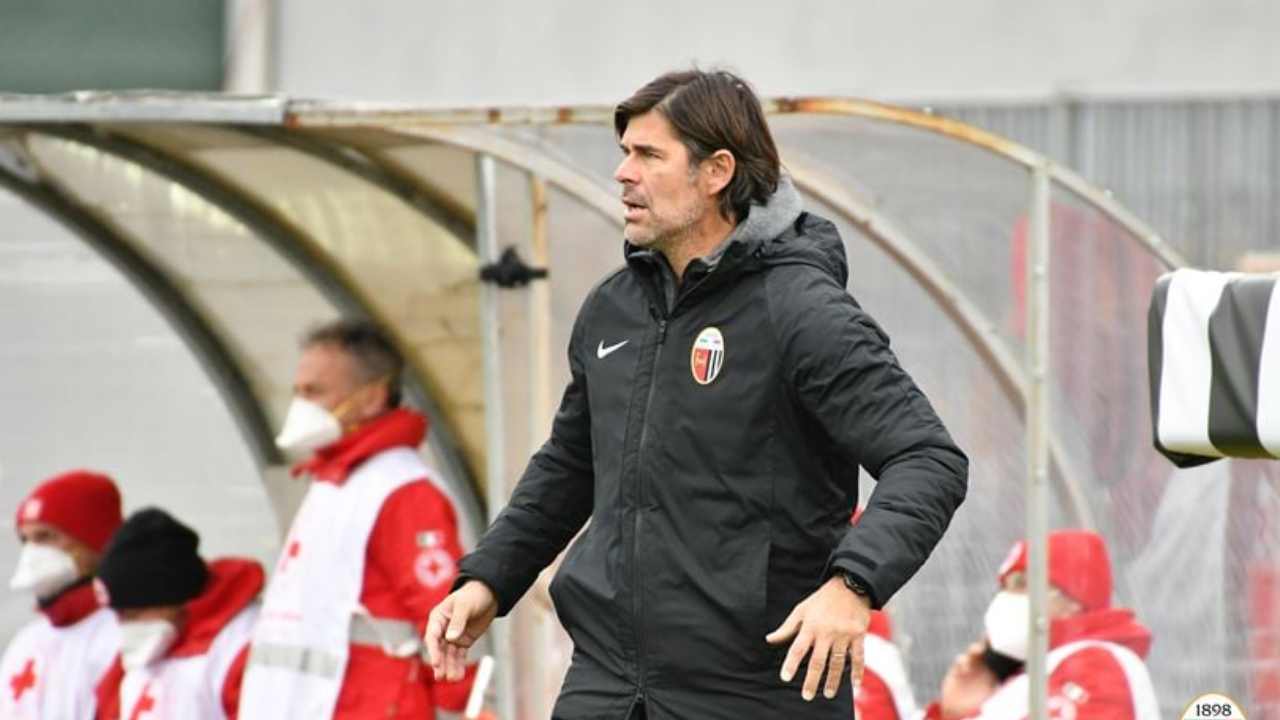 Ascoli, l'allenatore Andrea Sottil a bordocampo durante la partita con la SPAL, 27 dicembre 2020 (foto © Ascoli Calcio 1898)
