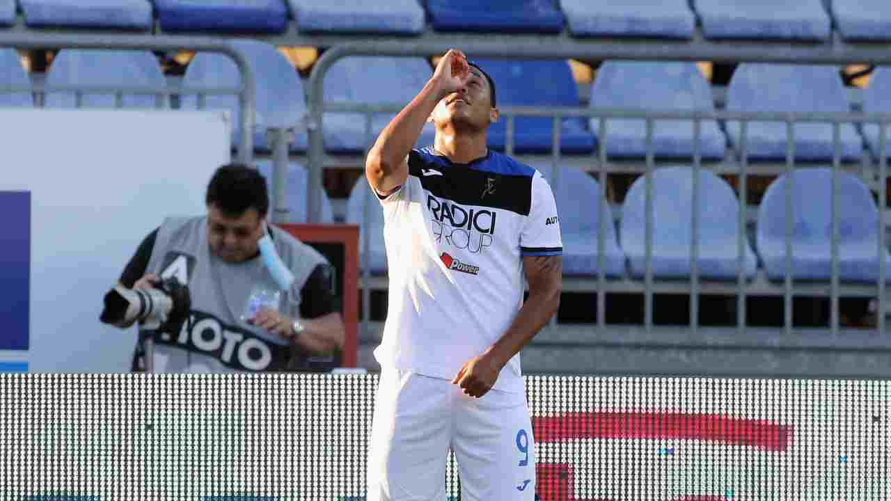 Atalanta, Luis Muriel festeggia la rete con il Cagliari, 5 luglio 2020 (foto Enrico Locci/Getty Images)
