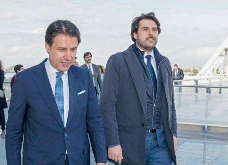 Riforma del Mes e crisi di Governo, Buffagni: "Pd e M5s tutelino il premier" - www.meteoweek.com