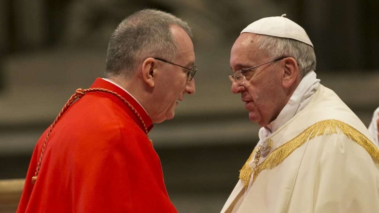 cardinale Pietro Parolin e papa francesco - meteoweek