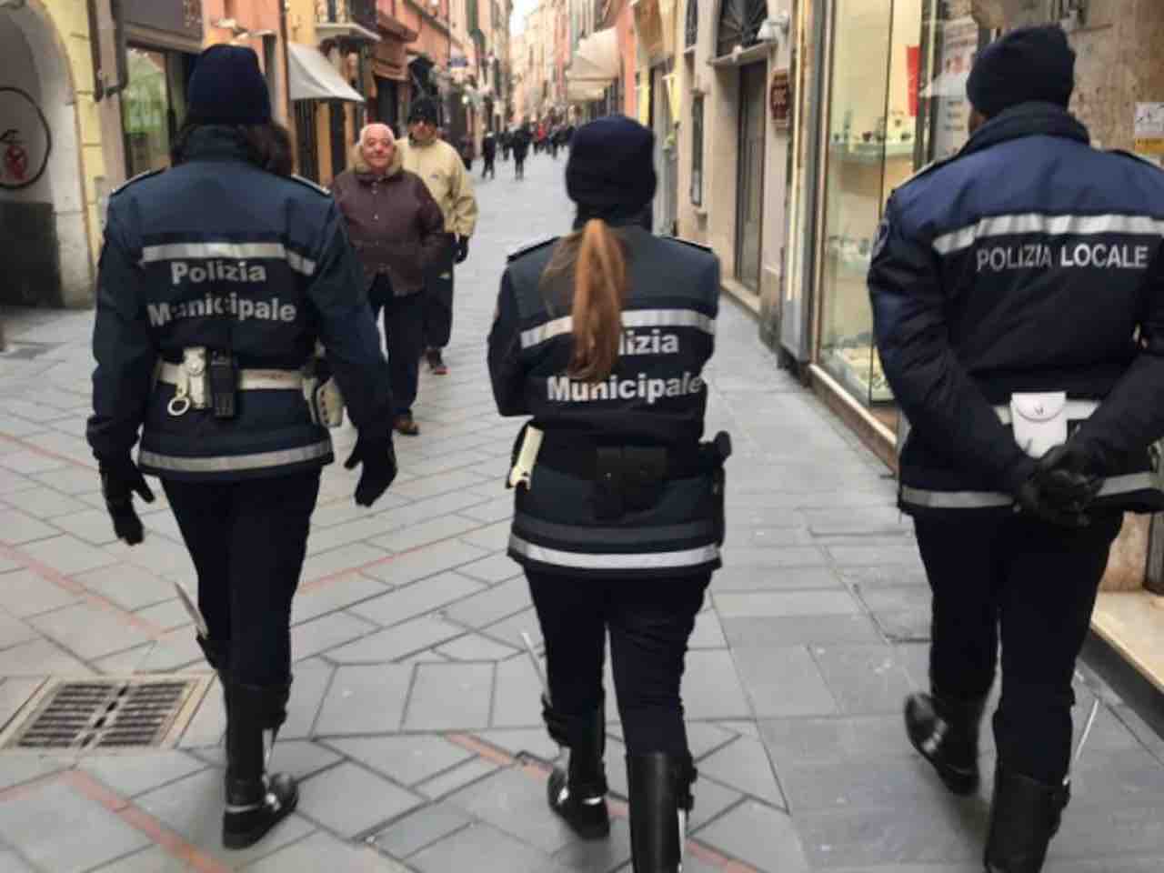 La rivolta della polizia municipale: "Non faremo più multe"