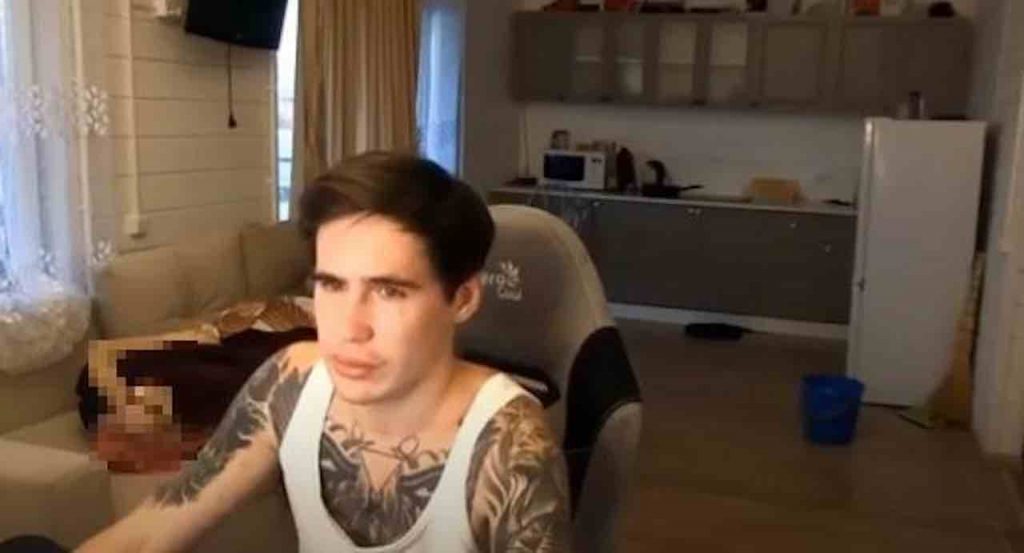 Youtuber uccide la fidanzata incinta poi posta tutto [FOTO CHOC]