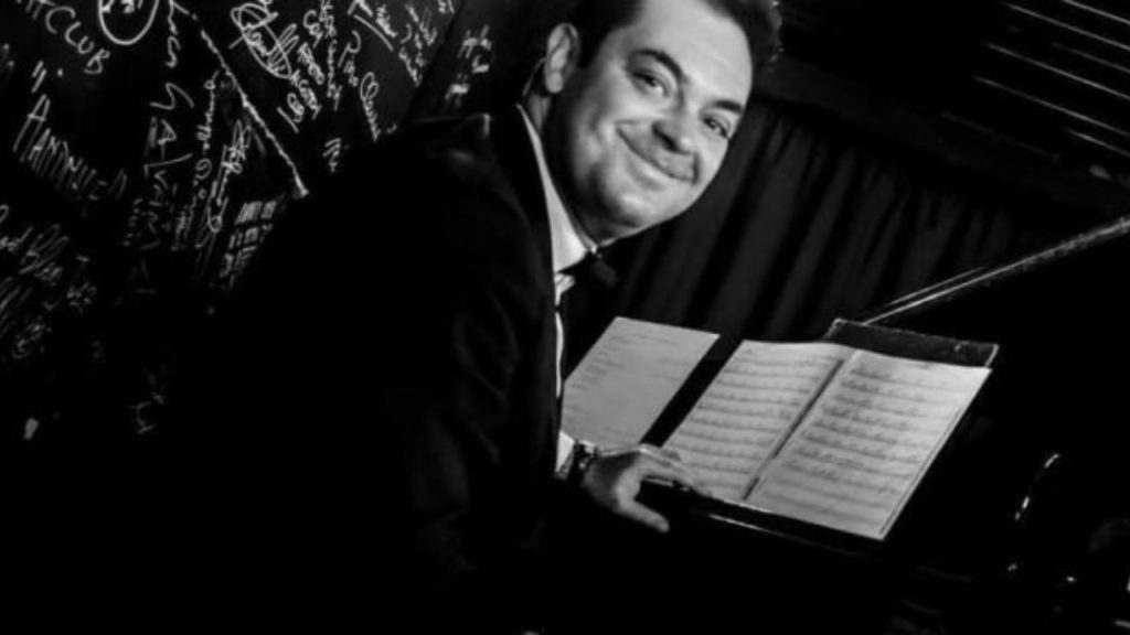 Da pianista a rider causa Covid: Adriano Urso è morto d’infarto a 40 anni mentre lavorava