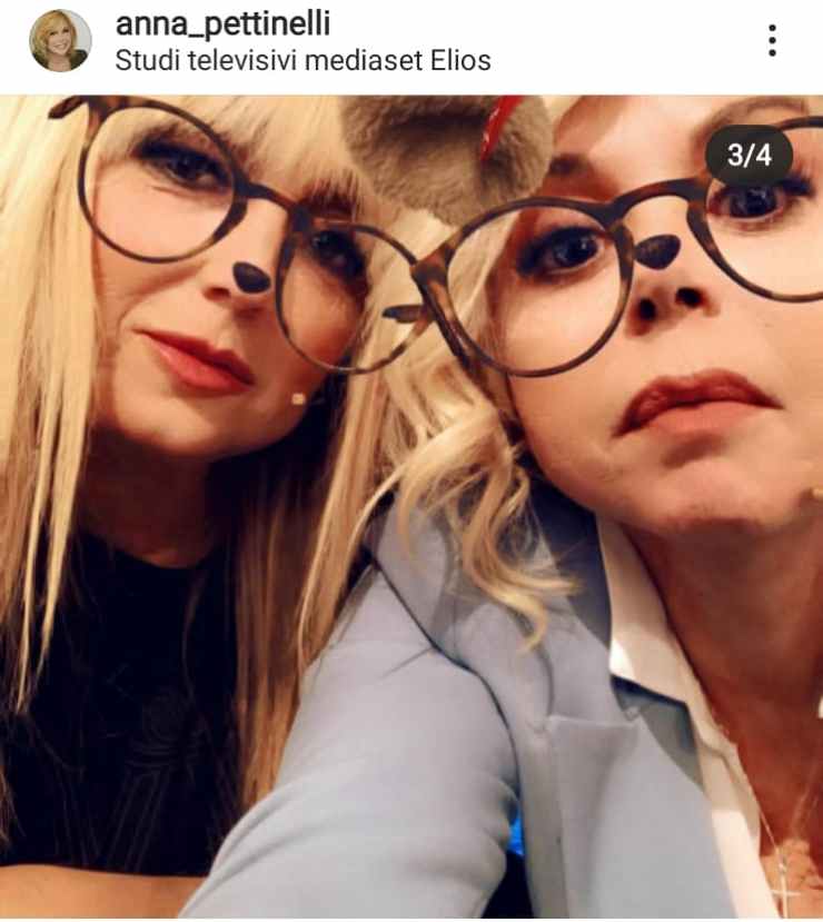 Alessandra ed Anna con il filtro degli occhiali - Fonte Instagram