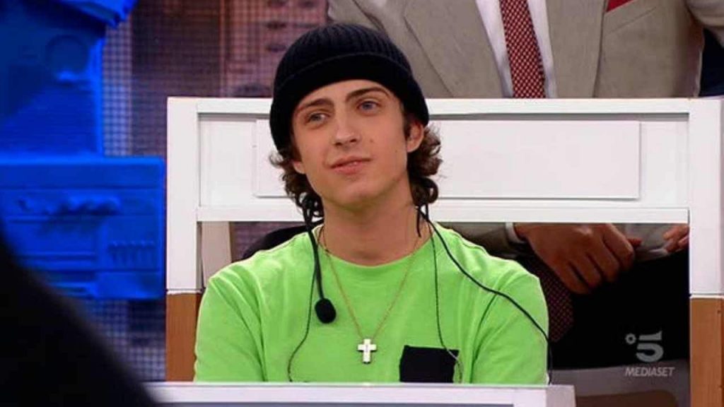 Amici, la risposta di Sangio alla predica di Rudy: “Non è colpa mia se non l’ho fatto”