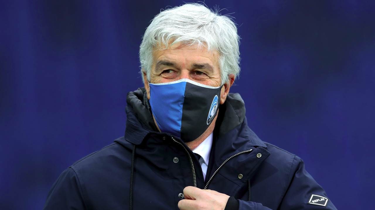 Atalanta, il tecnico Gian Piero Gasperini a bordocampo durante la partita con il Parma, 6 gennaio 2021 (foto di Emilio Andreoli/Getty Images)