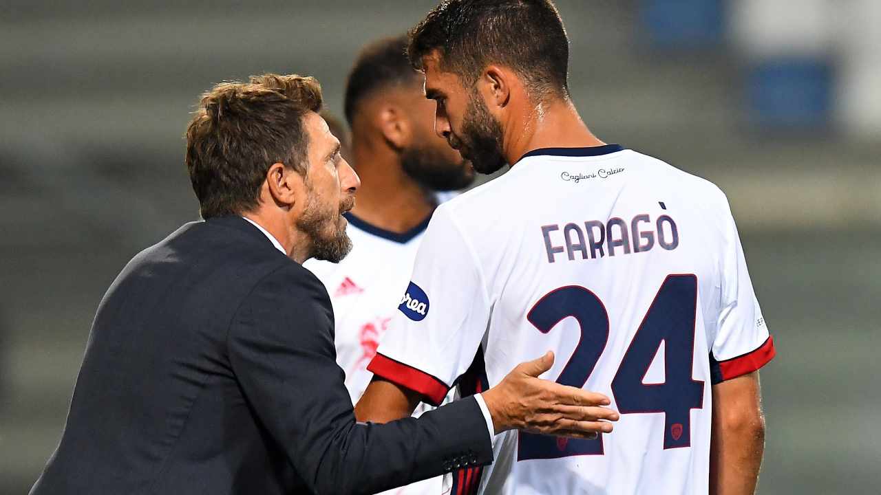 Cagliari, l'allenatore Eusebio Di Francesco dà istruzioni a Paolo Faragò, 20 settembre 2020 (foto di Alessandro Sabattini/Getty Images)