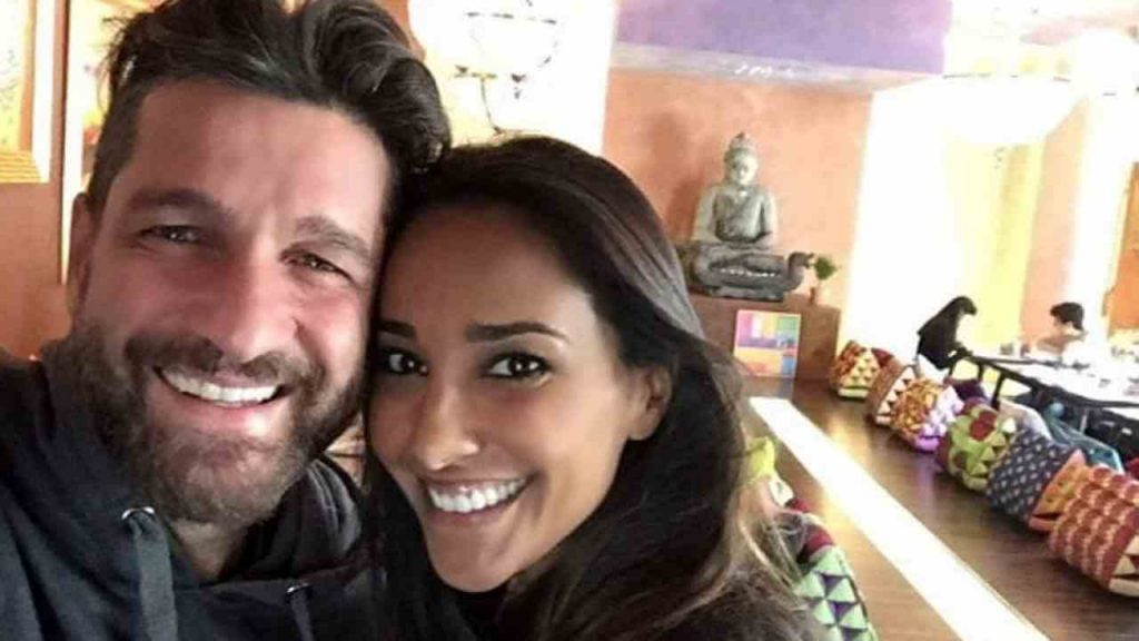 Juliana Moreira e Edoardo Stoppa tuffo nel passato: lo scatto amarcord è boom di like