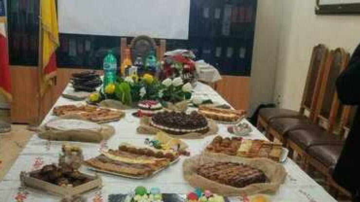 Festa di compleanno con banchetto in sala giunta: "Uno schiaffo ai cittadini"
