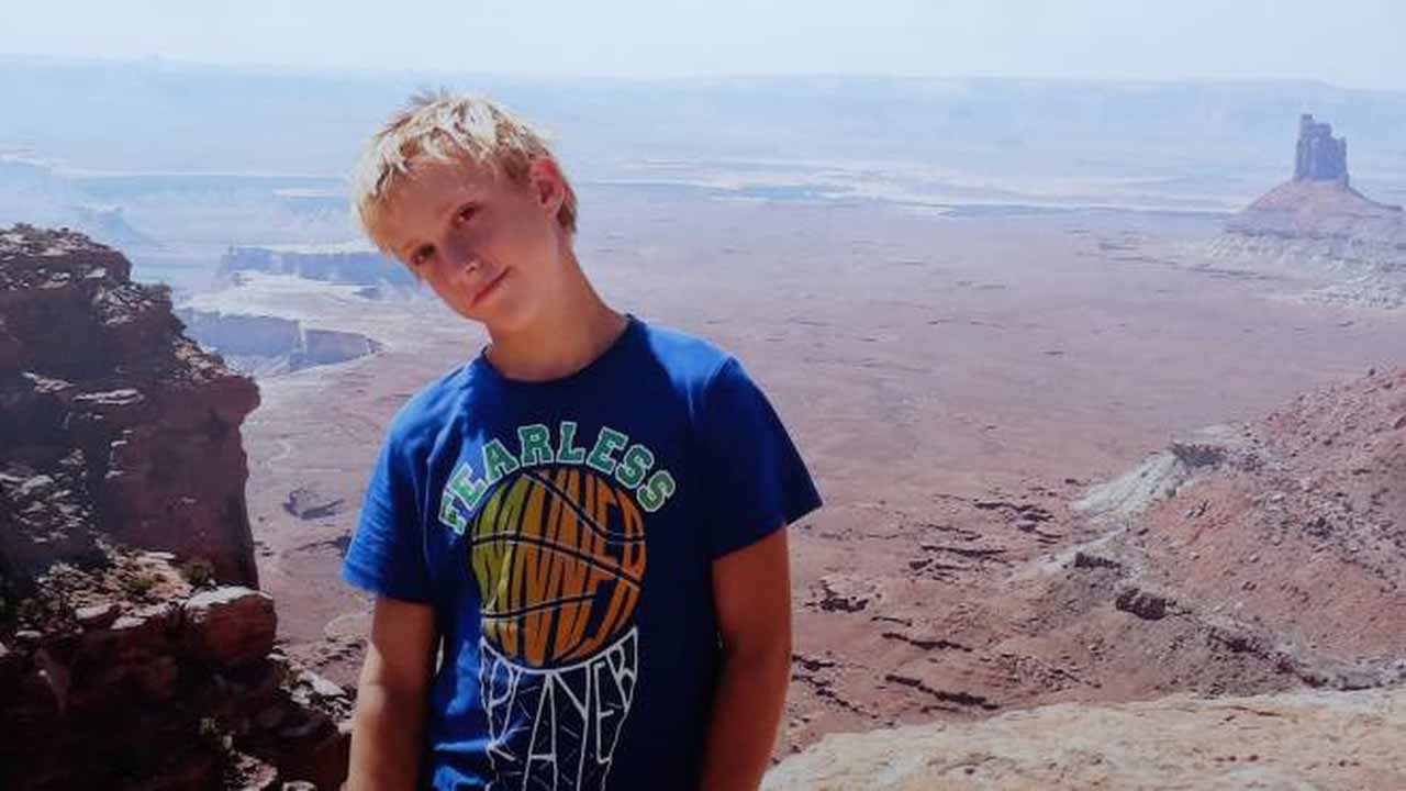 Igor Maj morto soffocato a 14 anni per una sfida: «Impossibile processare il web»