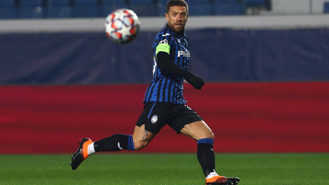 Atalanta, il centrocampista Papu Gomez nella partita contro il Midtjylland, 1 dicembre 2020 (foto di Marco Luzzani/Getty Images)