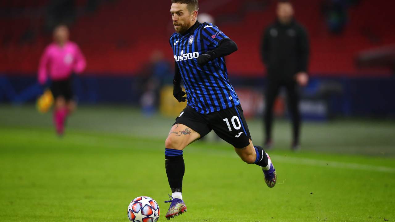 Atalanta, il centrocampista Papu Gomez durante la partita di Champions League con l'Ajax (foto di Dean Mouhtaropoulos/Getty Images)