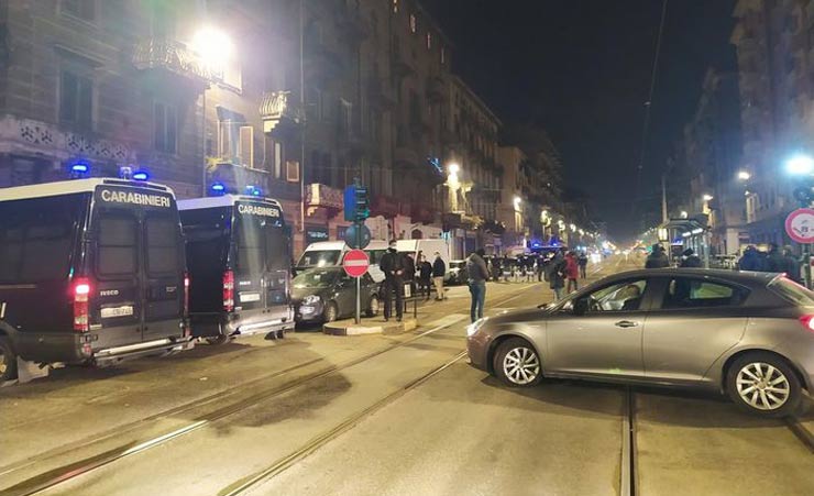 Anarchici, la polizia sgombera un palazzo occupato dal 2014