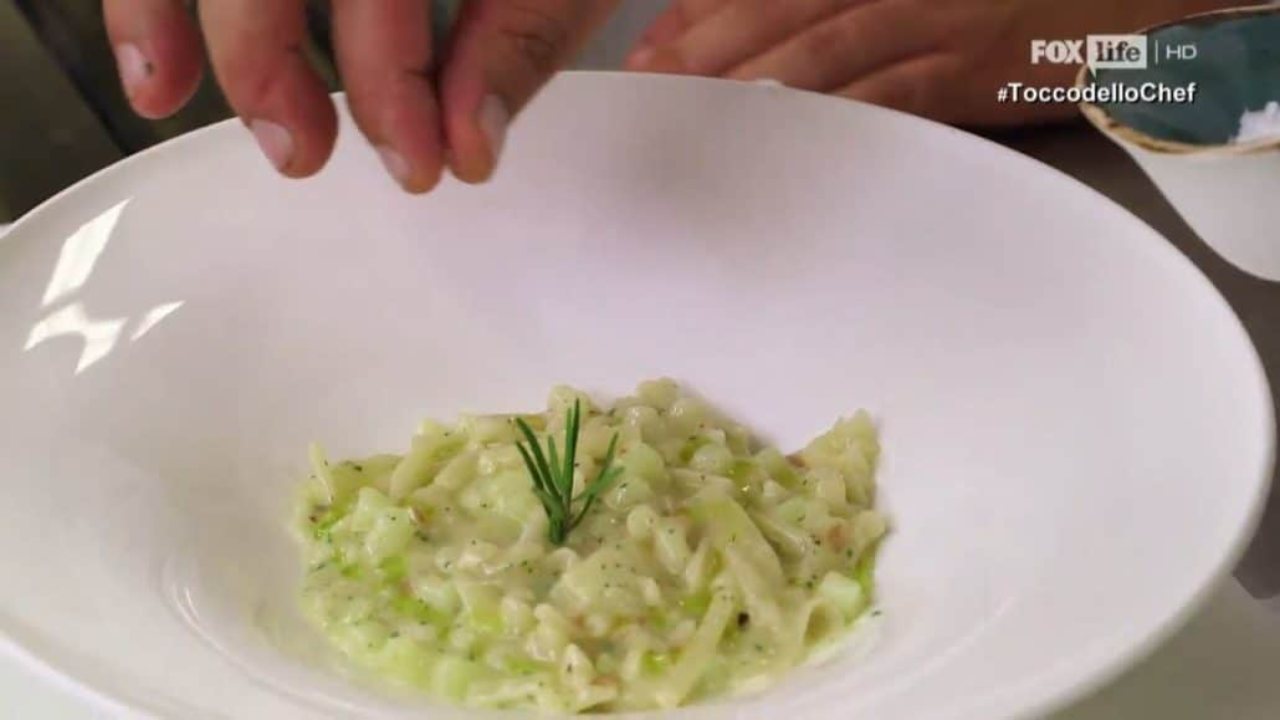 pasta patate e provola la ricetta di chef antonino cannavacciuolo