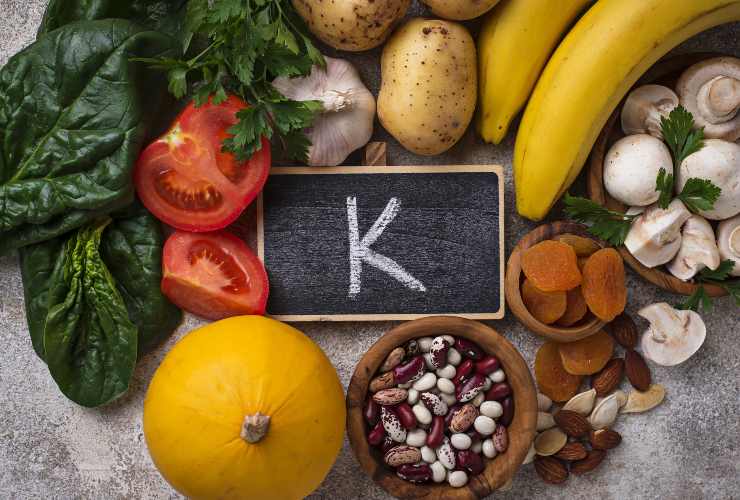 Vitamina K ed E per la cura delle occhiaie-Meteoweek.com