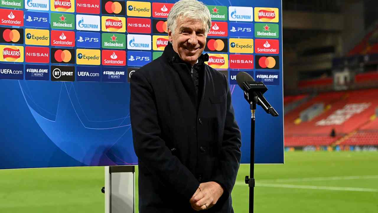 Atalanta, l'allenatore Gian Piero Gasperini dopo la partita di Champions League con il Liverpool, 25 novembre 2020 (foto di Paul Ellis - Pool/Getty Images)