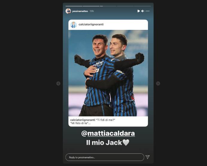Matteo Pessina scherza con Mattia Caldara dopo la vittoria nella semi-finale di Coppa Italia (Storia Instagram @pessinamatteo)