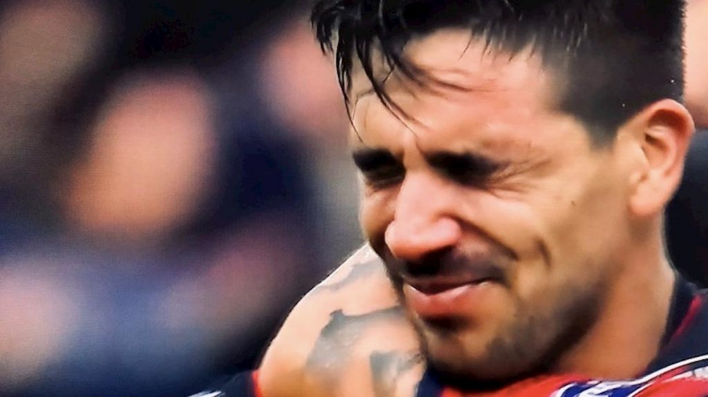 Simeone del Cagliari piange alla fine del match col Toro