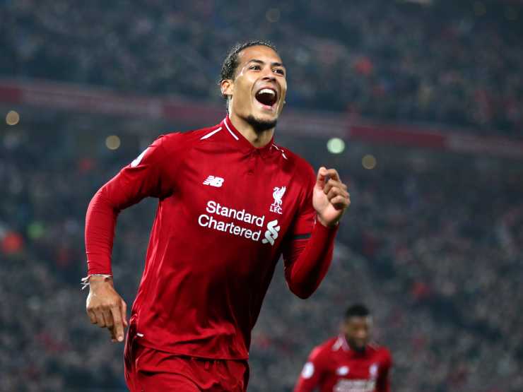 Liverpool, Virgil Van Dijk festeggia il suo gol nella partita di Premier League contro il Watford, 27 febbraio 2019 (foto di Clive Brunskill/Getty Images)