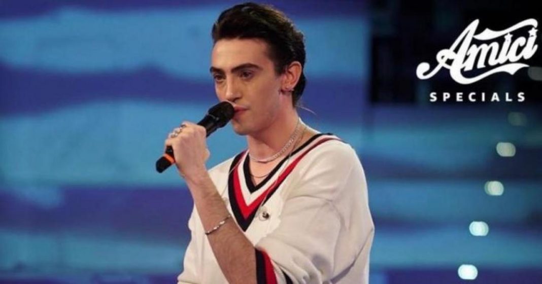 Michele Bravi Amici Di Maria De Filippi