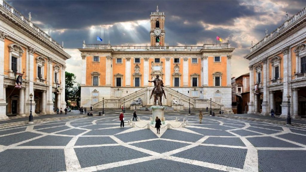 Elezioni Roma, primarie per il PD. Sarà Gualtieri contro Calenda?