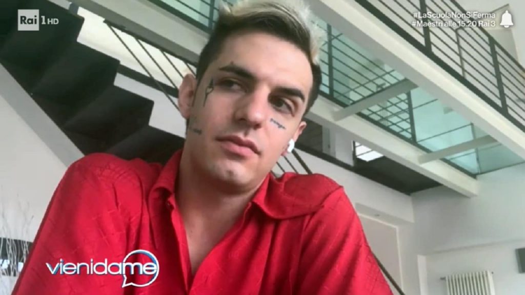 Sanremo 2021, Achille Lauro piange lacrime di sangue: ecco il significato