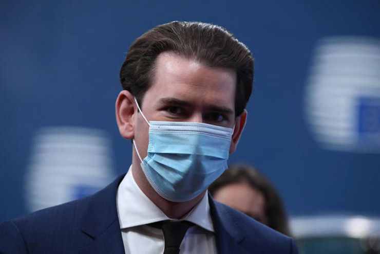 Austria, Kurz: "Vaccini? Non faremo più affidamento sull'Ue"