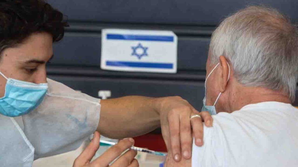 In Israele, da oggi, non sarà più obbligatoria la mascherina all’aperto