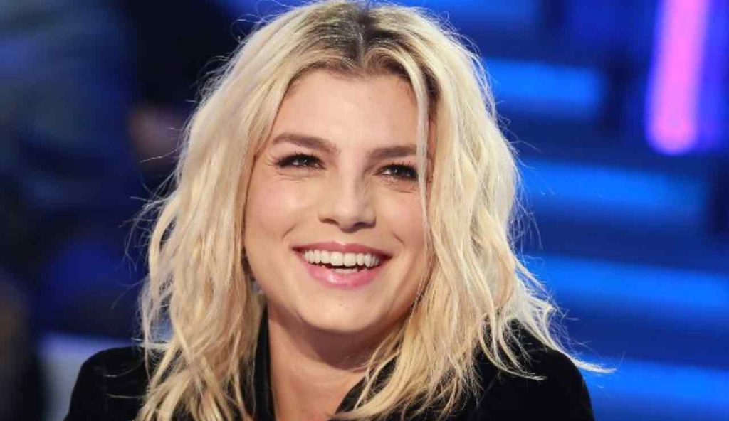 Emma Marrone: età, malattia, fidanzato, studi, stipendio, Maria De Filippi