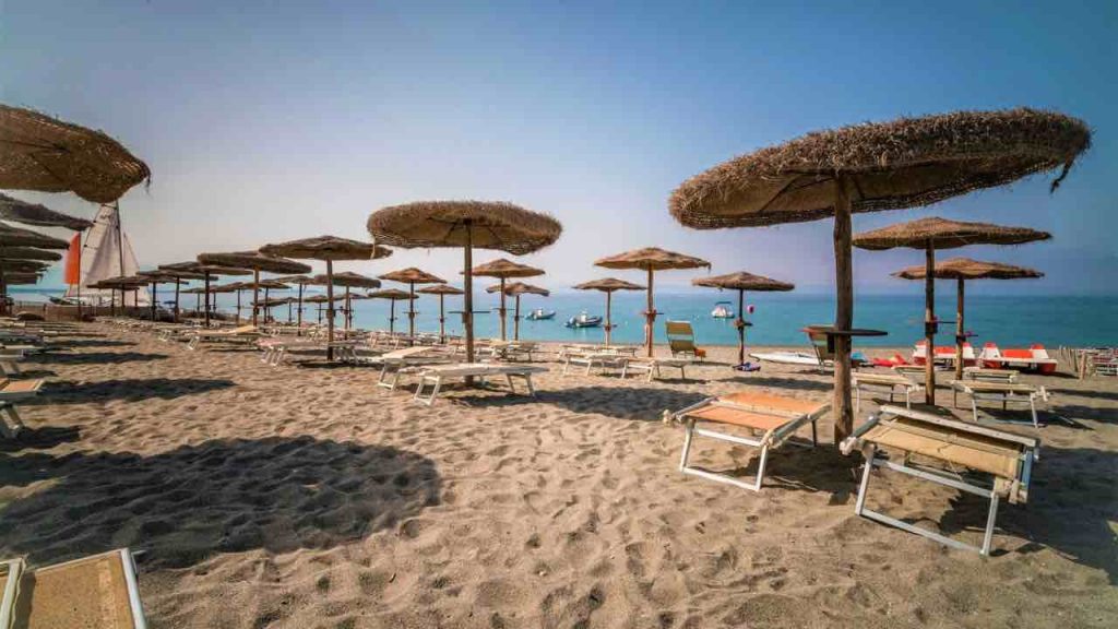 Spiagge verso la riapertura: il calendario regione per regione
