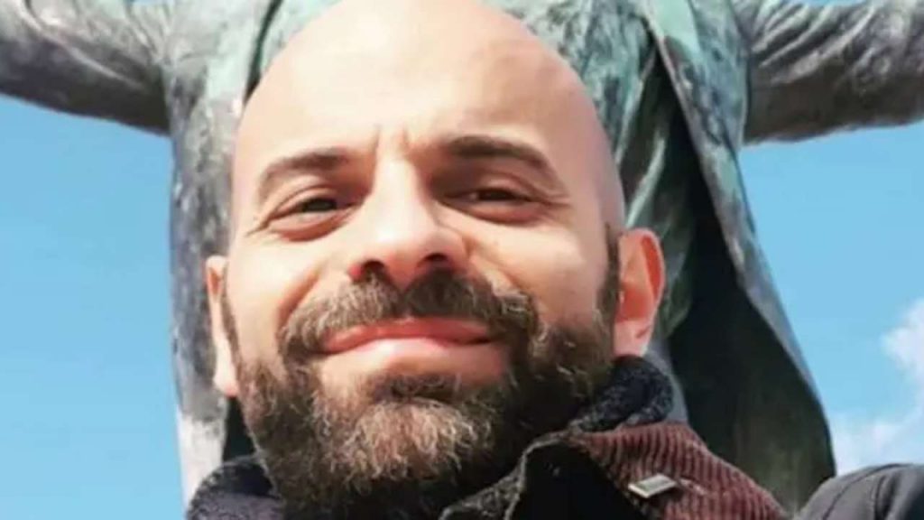 Luca Trapanese a Meteoweek: “Quei bimbi non hanno nulla dalla vita. Meritano almeno rispetto dalle istituzioni”  [VIDEO]
