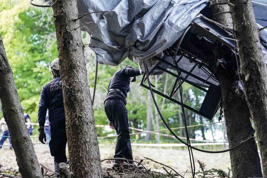 Tragedia Mottarone, in alcuni video girati anni fa i forchettoni già in uso [VIDEO]