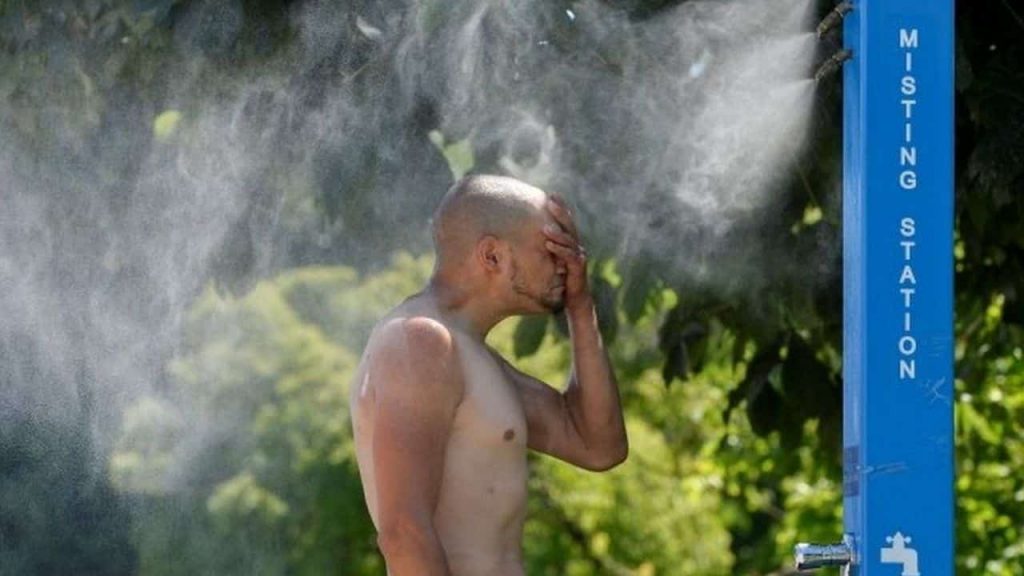 In Canada un caldo record, sfiorati i 50 gradi: “Impossibile uscire, è insostenibile”