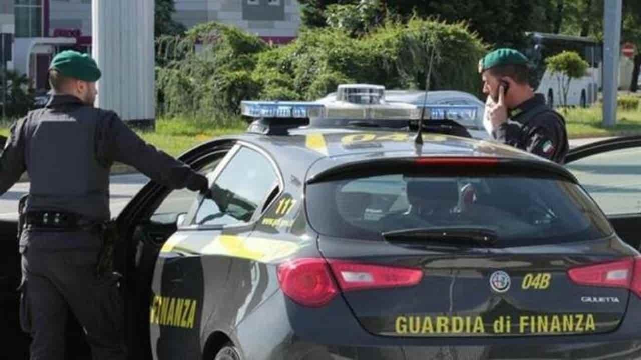 guardia di finanza - appalti procedure irregolari 2020 - meteoweek.com