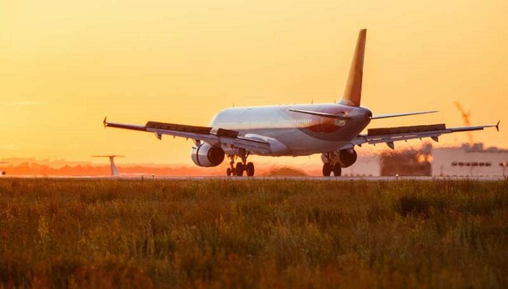 Traffico aereo: sarà -70% rispetto al 2019. Livelli pre-covid non prima del 2024
