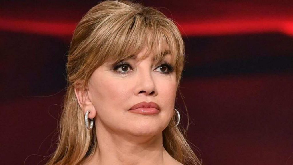 Milly Carlucci, avete mai visto i figli? Chi sono e cosa fanno nella vita, bellissimi