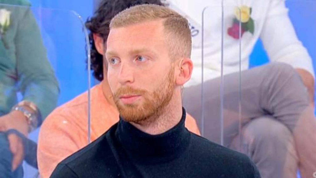 Alessio Ceniccola si mostra così dopo la rottura con Samantha Curcio: vita nuova
