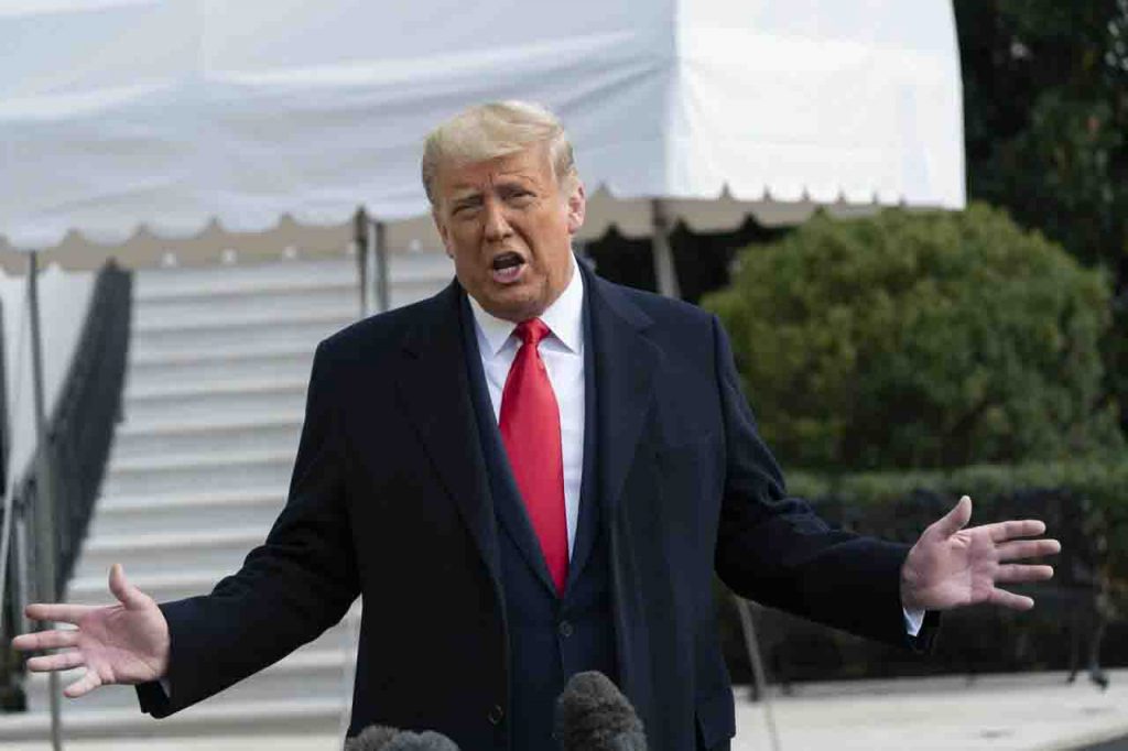 Donald Trump: “Se fossi io il presidente non ci sarebbe l’avanzata dei Talebani”