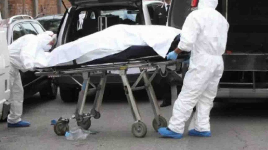 Uccide l’amica mentre fa retromarcia: la stava aiutando a fare manovra