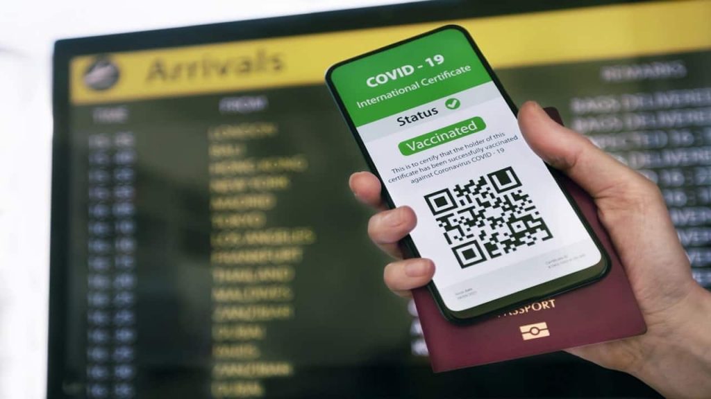 Green pass, nuove proteste verso la sede Rai