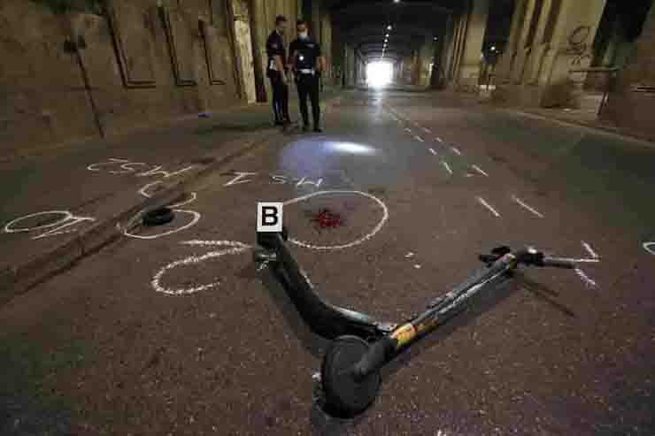 Scontro tra un’auto ed un monopattino: muore un 34enne
