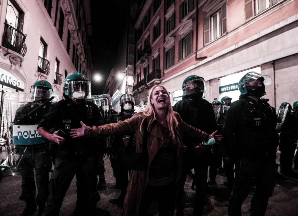 No Green Pass, a Roma una violenza impossibile da ignorare: le reazioni politiche dopo l’assalto alla Cgil