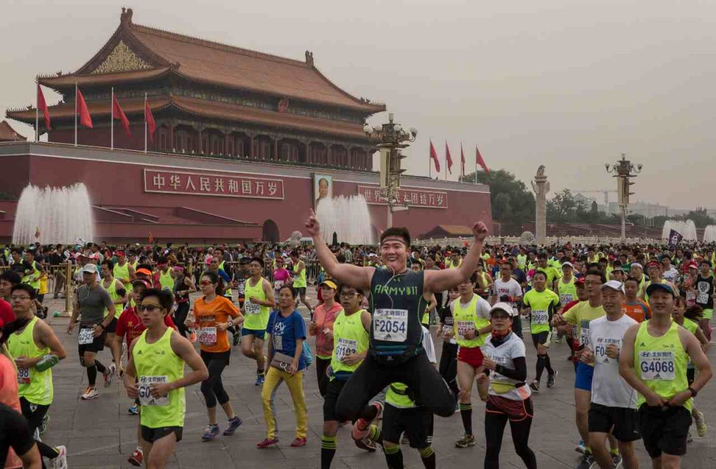 Pechino, maratona annullata a causa di un nuovo focolaio Covid