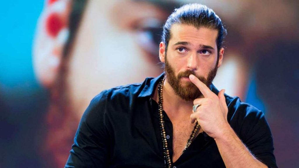 Can Yaman, Diletta Leotta già dimenticata? L’attore turco potrebbe aver ritrovato l’amore