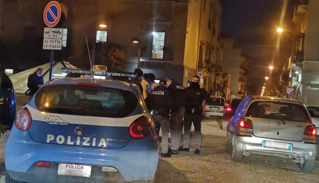 Preso a coltellate da un 16enne durante un party: finisce in prognosi riservata