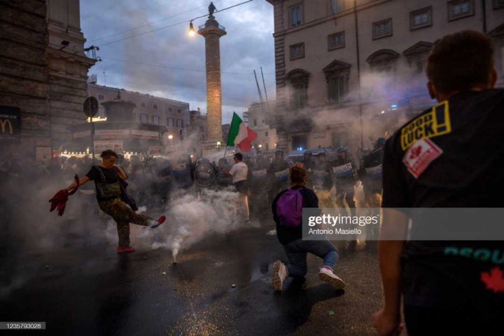 Cgil presa d’assalto. Chi sono i manifestanti che hanno devastato Roma
