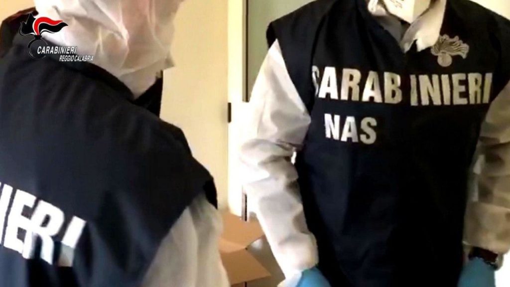 Giocattoli pericolosi per i bambini, sequestrati 150 prodotti dai carabinieri