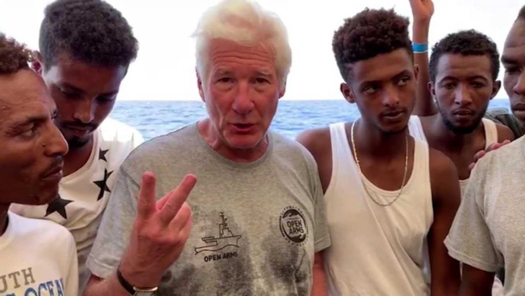 Richard Gere sul salvataggio di Open Arms: “Ci dissero che salvarli era un reato”